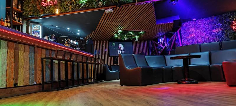 Formule sur mesure pour groupe