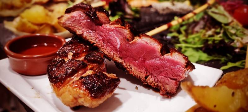 Où sortir le vendredi soir pour manger une salade dans un restaurant pas loin de La Seyne Sur Mer